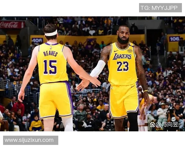 湖人对阵鹈鹕精彩赛事直播无插件观看指南与分析